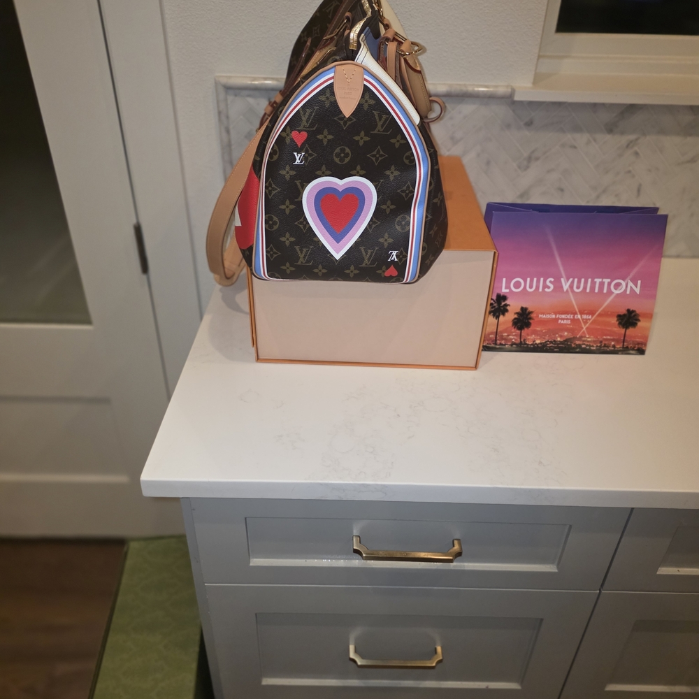 Louis Vuitton Limited Edition "GAME ON" Size 45 BRAND NEW - Picture 5 of 16
